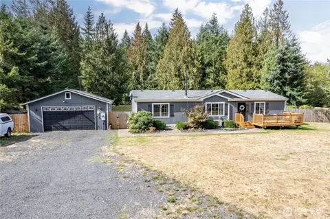 124 Vineyard Ln, Winlock, WA 98596