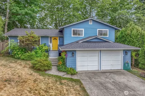 12425 NE 146th Pl, Woodinville, WA 98072