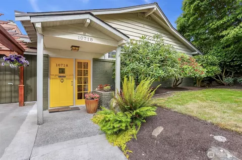 10718 12th Ave NW, Seattle, WA 98177