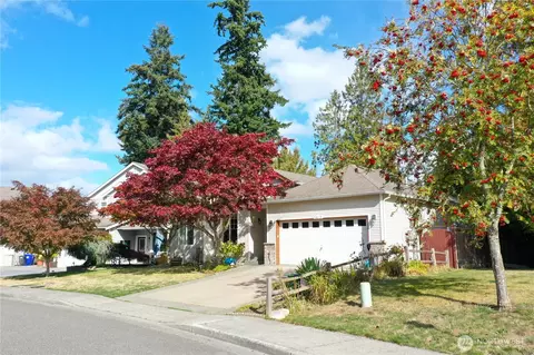 Exterior - 5815 8th Ave W, Everett, WA 98203 photo 3 of 7