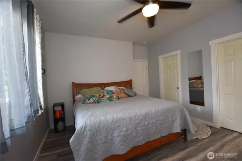 Bedroom - 5815 8th Ave W, Everett, WA 98203 photo 5 of 5