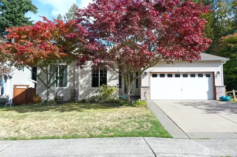 Exterior - 5815 8th Ave W, Everett, WA 98203 photo 2 of 7