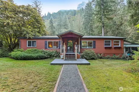 7346 Moon Valley Rd SE, North Bend, WA 98045