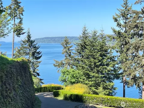 611 135th St NW, Gig Harbor, WA 98332