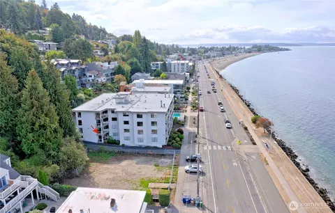 2104 Alki Ave SW #205, Seattle, WA 98116