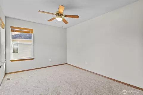 Bedroom - 19002 13th Ave SE, Bothell, WA 98012 photo 6 of 6