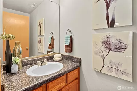 Bath - 19002 13th Ave SE, Bothell, WA 98012 photo 1 of 3