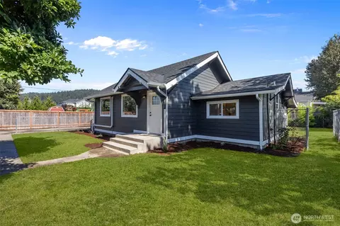 5703 Parker Rd E #2, Sumner, WA 98390