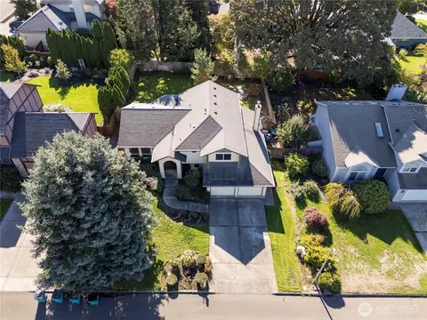 2113 NE 152nd St, Vancouver, WA 98686