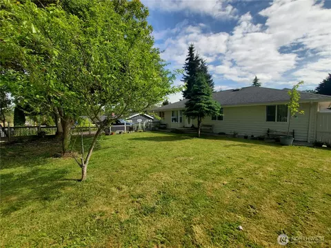 16 E Intercity Ave, Everett, WA 98208