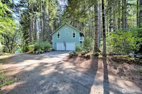 250 E Crest Ln, Grapeview, WA 98546 photo 4
