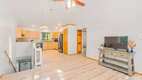 250 E Crest Ln, Grapeview, WA 98546 photo 18