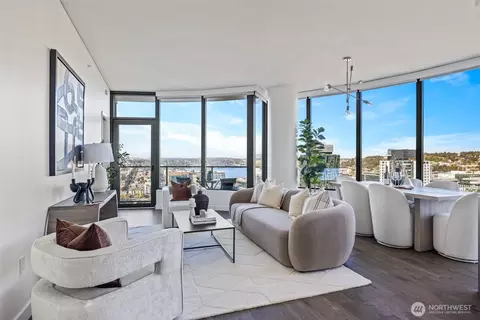 2510 6th Ave #2502, Seattle, WA 98121