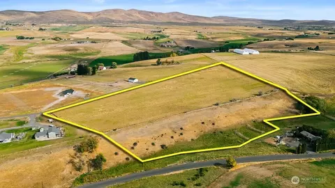 411 Rolling Hill Dr, Ellensburg, WA 98926