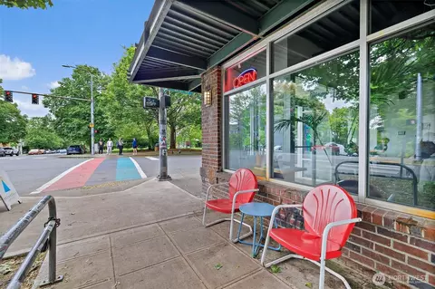 107 20th Ave #306, Seattle, WA 98122