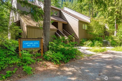 10500 Mt Baker Hwy #905, Deming, WA 98244