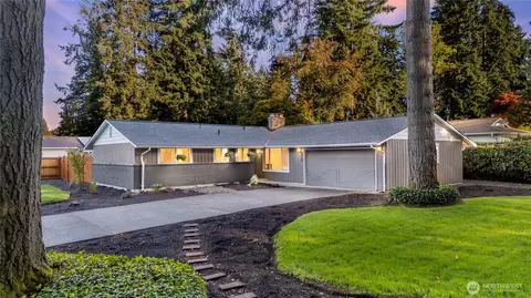 6909 Opal Ln SW, Lakewood, WA 98498