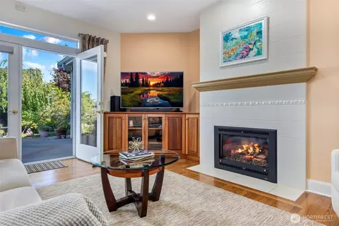 833 Walnut St, Edmonds, WA 98020 photo 17