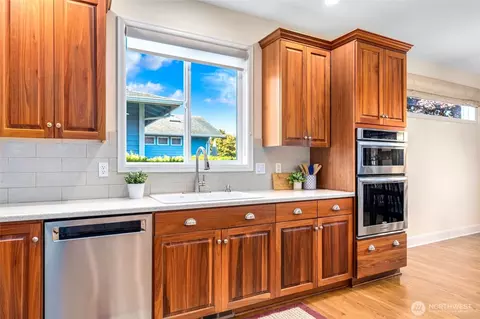 833 Walnut St, Edmonds, WA 98020 photo 11