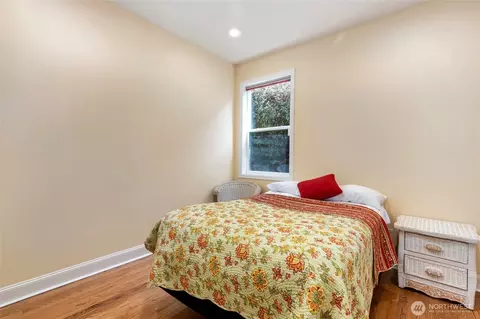 833 Walnut St, Edmonds, WA 98020 photo 21