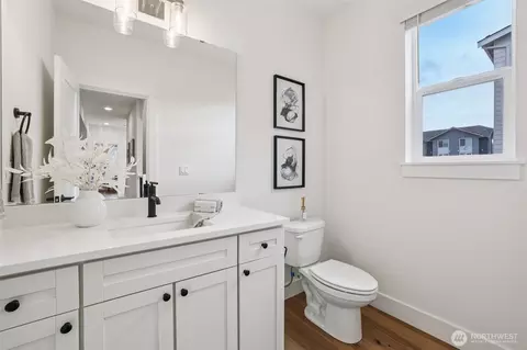 Bath - 14 160th Pl SE, Bothell, WA 98012 photo 1 of 8