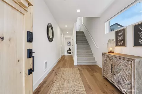 Entry Way - 14 160th Pl SE, Bothell, WA 98012 photo 1 of 1