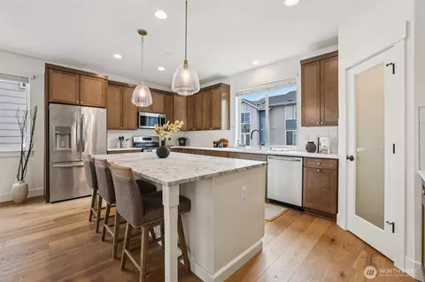 Kitchen - 14 160th Pl SE, Bothell, WA 98012 photo 4 of 4