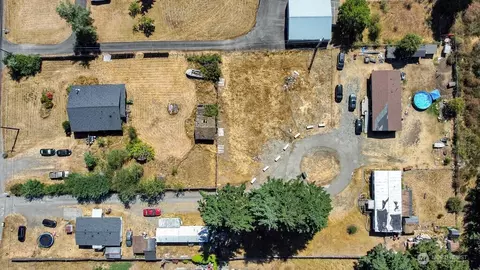 20106 2nd Ave E, Spanaway, WA 98387