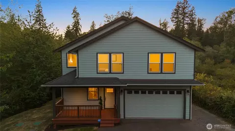 15811 Three Lakes Rd, Snohomish, WA 98290