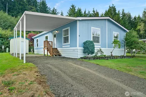 1019 Stanford Dr #38, Cosmopolis, WA 98537