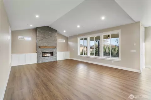Living - 1210 267th St E, Spanaway, WA 98387 photo 2 of 5
