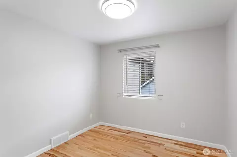 Bedroom - 4307 114th St SE, Everett, WA 98208 photo 5 of 5