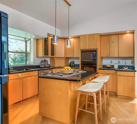 Kitchen - 121 Switchback Rd, Eastsound, WA 98245 photo 2 of 2
