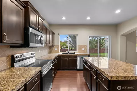 Kitchen - 18509 11th Ln E, Spanaway, WA 98387 photo 2 of 5