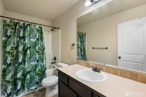 Bath - 18509 11th Ln E, Spanaway, WA 98387 photo 2 of 3