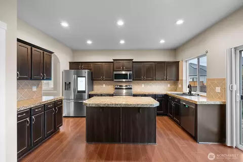 Kitchen - 18509 11th Ln E, Spanaway, WA 98387 photo 5 of 5