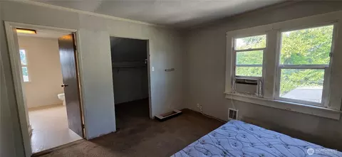 Bedroom - 1512 Rainier Ave, Everett, WA 98201 photo 2 of 4