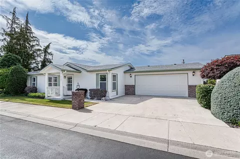 530 Sunday Dr, East Wenatchee, WA 98802