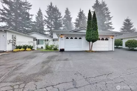 32518 1st Pl S # 175, Federal Way, WA 98003