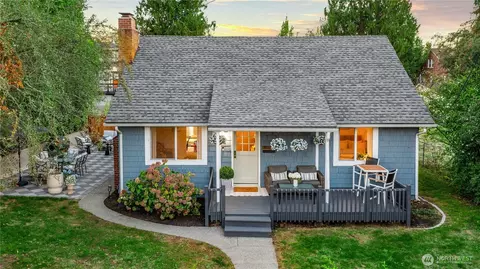 1717 6th St, Bremerton, WA 98337
