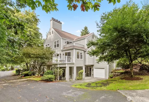 4266 221st Ct SE #1090, Issaquah, WA 98029