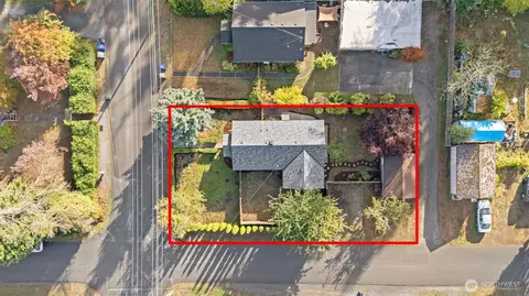 View/Area - 2202 73rd St SE, Everett, WA 98203 photo 2 of 10