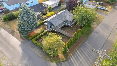 View/Area - 2202 73rd St SE, Everett, WA 98203 photo 6 of 10