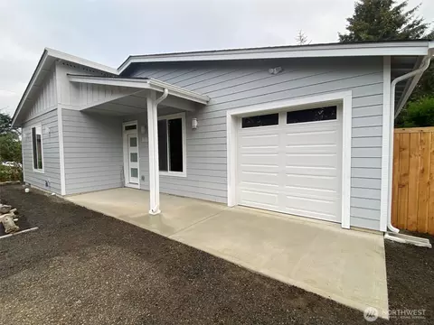 1383 Sand Pebble Ave, Ocean Shores, WA 98569