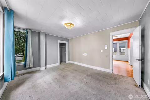 Bedroom - 2118 Hoyt Ave, Everett, WA 98201 photo 4 of 9