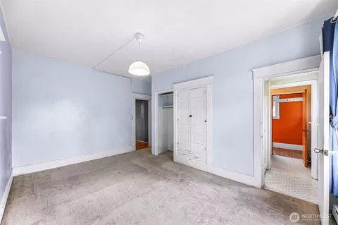 Bedroom - 2118 Hoyt Ave, Everett, WA 98201 photo 2 of 9