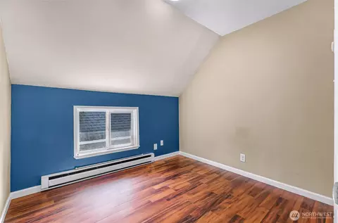 Bedroom - 2118 Hoyt Ave, Everett, WA 98201 photo 9 of 9