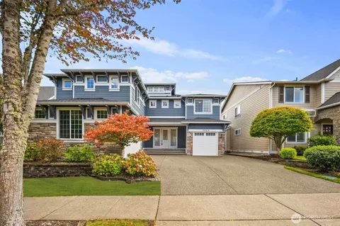 7849 Greenview Dr NE, Lacey, WA 98516