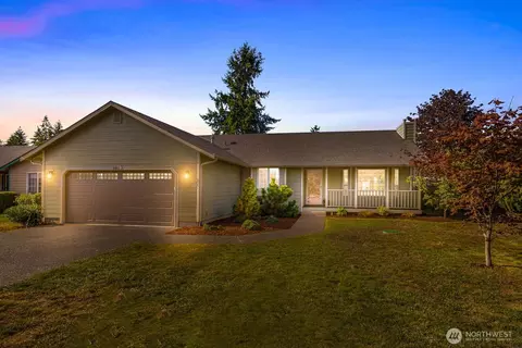 3311 Davis Ct NE, Lacey, WA 98516