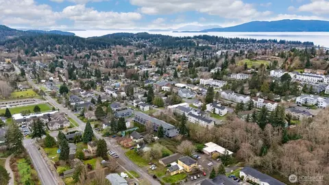 926 24th St, Bellingham, WA 98225